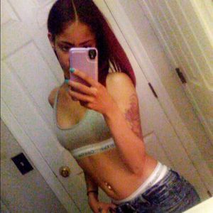 Meet your Posher, Nesha